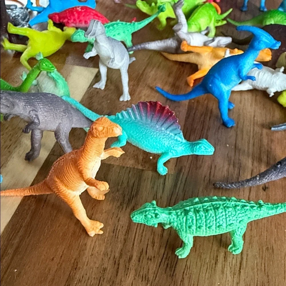Colorful Miniature Dinosaur Toy Set